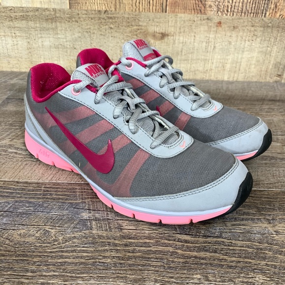 Nike Shoes - Nike AIR Total Core TR Women’s Sz 6 Training Shoe